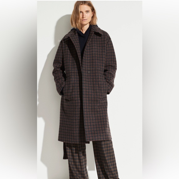 VINCE PLAID PRINT COAT Vince Coat
Black
Long
Slit Pockets & Button Closure - Picture 6 of 7